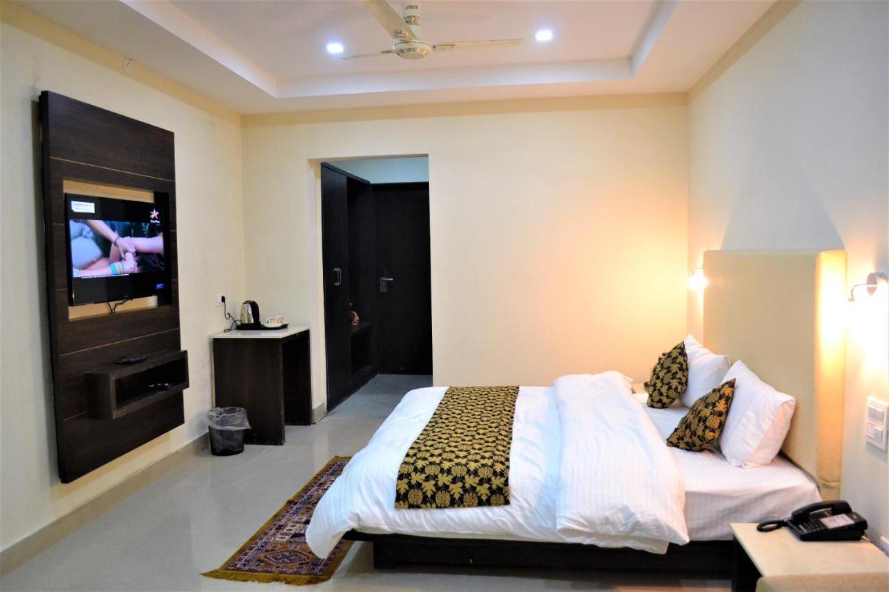 מקלוד גאנג' The Gateway Dal Lake Resort, Mcleodganj, Dharamshala מראה חיצוני תמונה